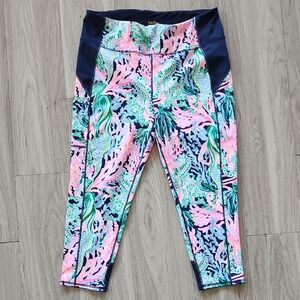 Lilly Pulitzer Luxletics Size XXL. Weekender In Bringing Mermaid Back 🧜🏻‍♀️